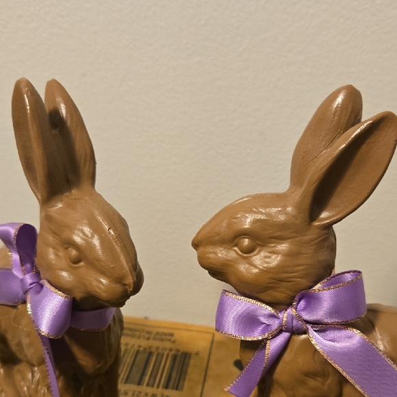 Brown Rabbits Figurines Set with Purple Bows  💜     PRE OWNED  💜 - Picture 9 of 9